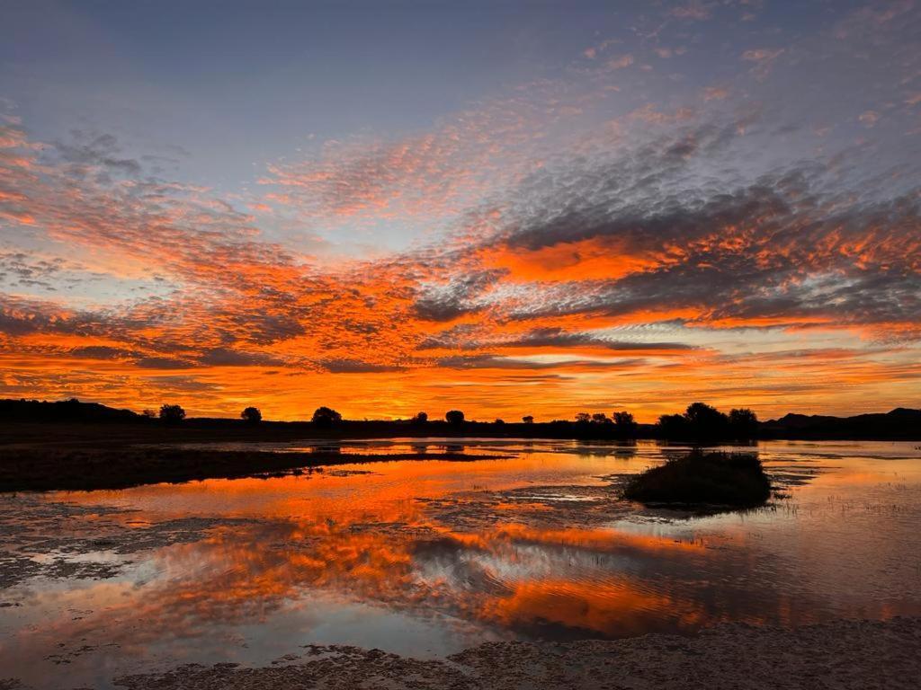 Tzamenkomst River Lodge Colesberg Εξωτερικό φωτογραφία